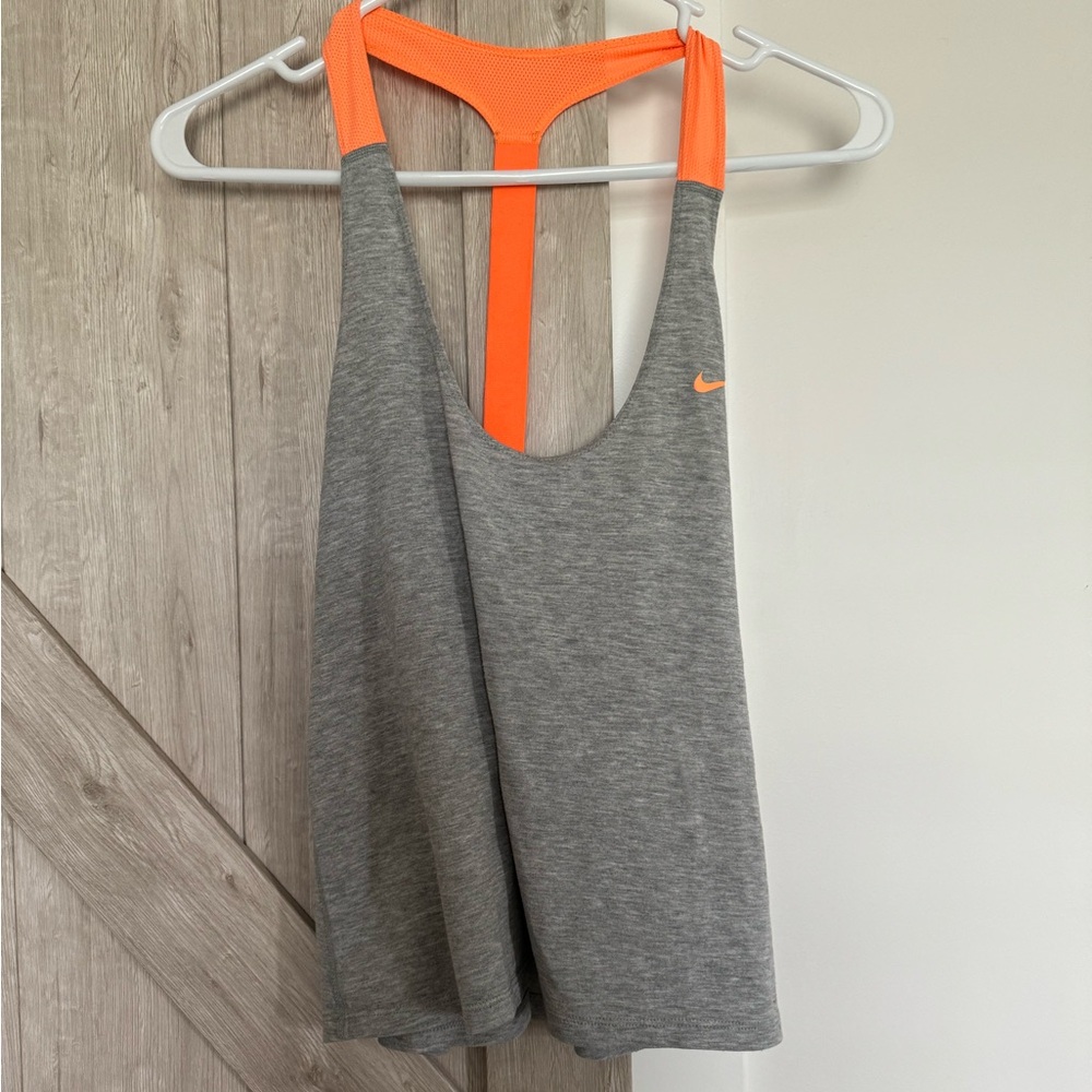 Nike tank